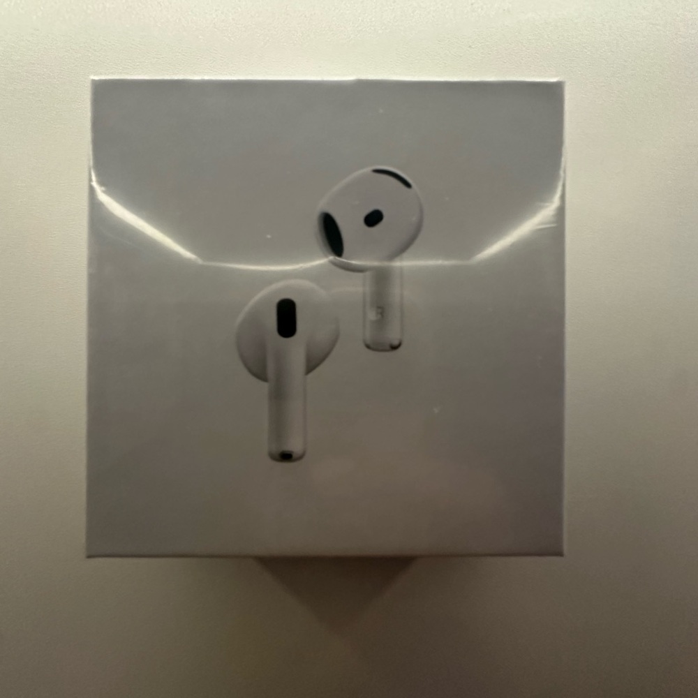 Apple AirPods Pro Box in White